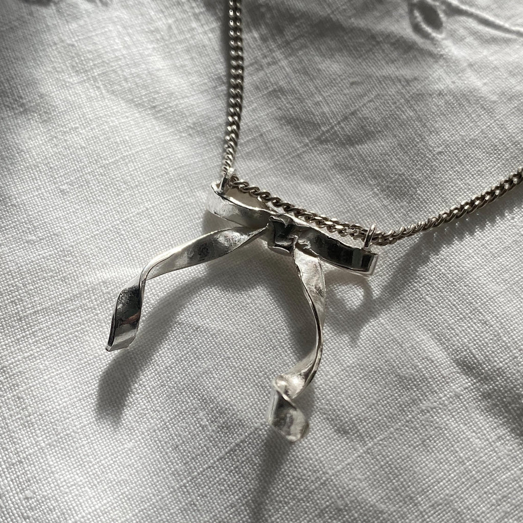 Silver Unique Bow Necklace